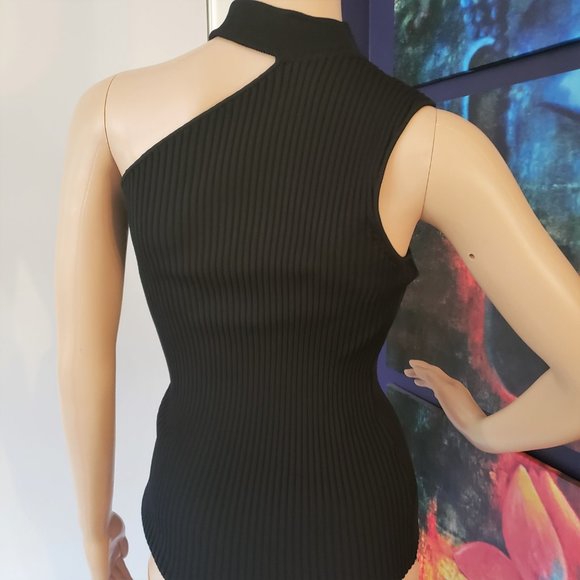 Marled by Olivia Culpo Ribbed Mock-neck - Medium - Picture 8 of 15